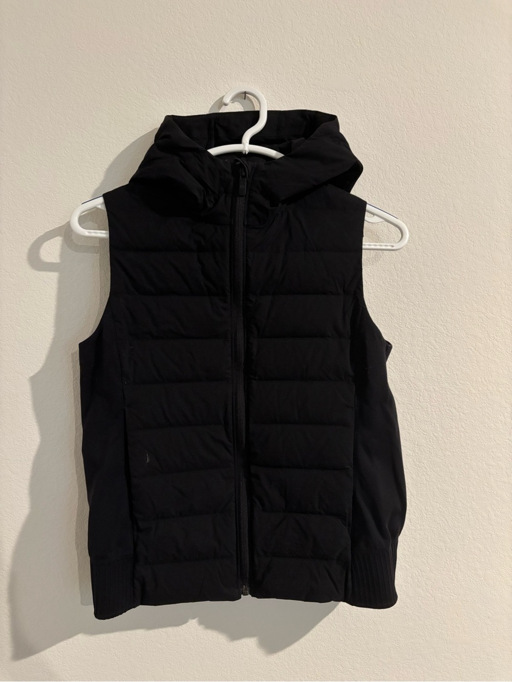 Lululemon black zip vest